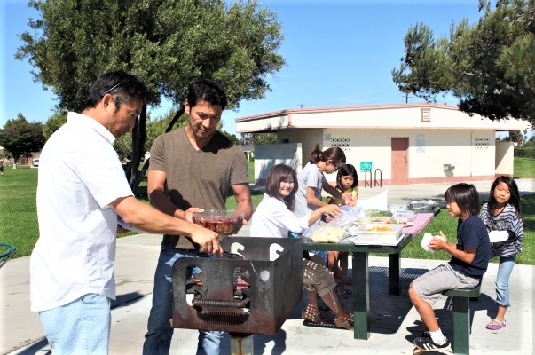 日本人の週末の過ごし方-BBQ